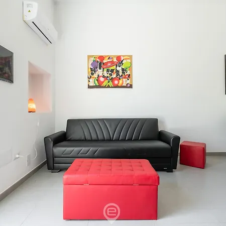 Estay - Diaz Apartmán
